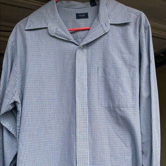 Large Men Dress Shirts and 2 Vest (Black- XL & Blue- L) with 2 Ties - Picture 2 of 3